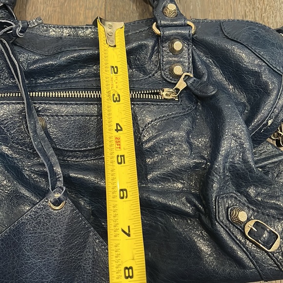 Beautiful blue crinkled leather city - Picture 9 of 13